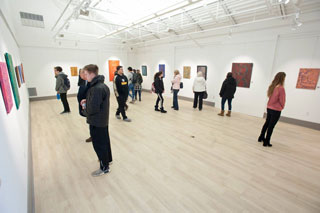 Student in art gallery