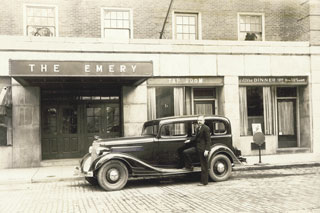 O'Connor Taxi in front of Emery Hotel in 1934