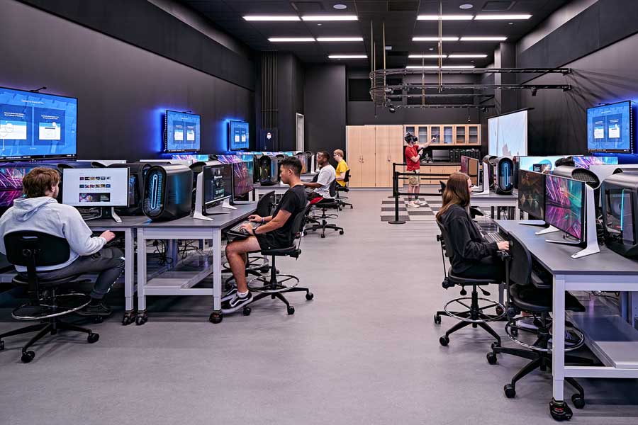 Students working in the VR lab in the Duke Building