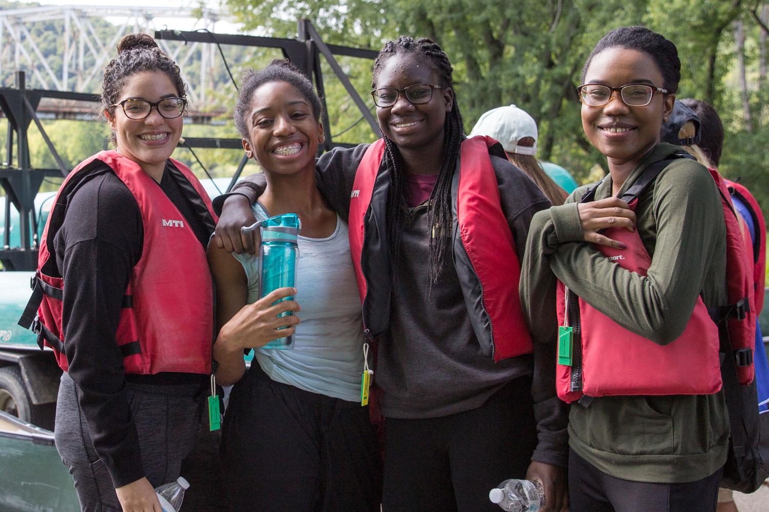 Canoeing Girls