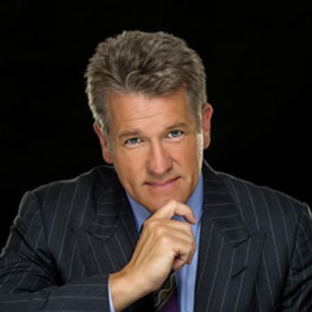 Headshot of illusionist Craig Karges