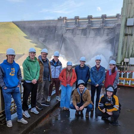 A group of students in front of the Kinzua Dam